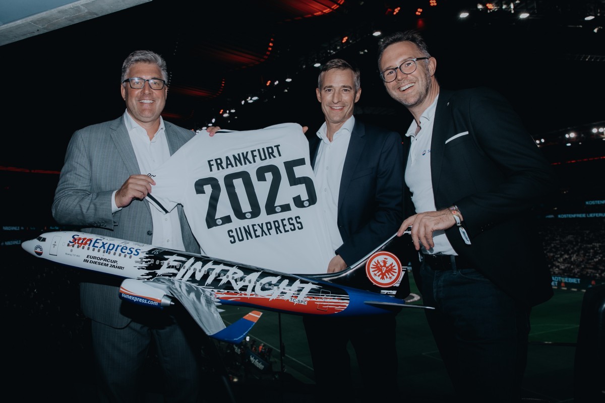 SunExpress, Eintracht Frankfurt’u uçurmaya devam edecek