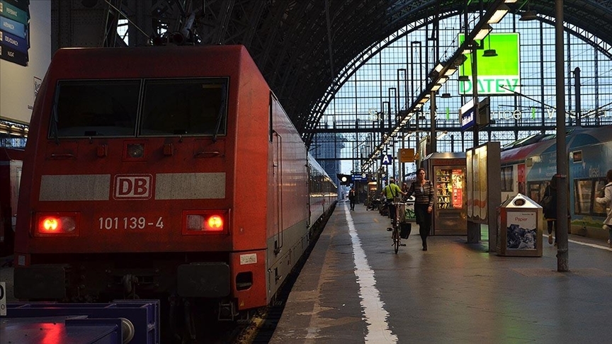  Almanya’da demir yolu çalışanları 21 Nisan’da ülke genelinde uyarı grevine gidecek