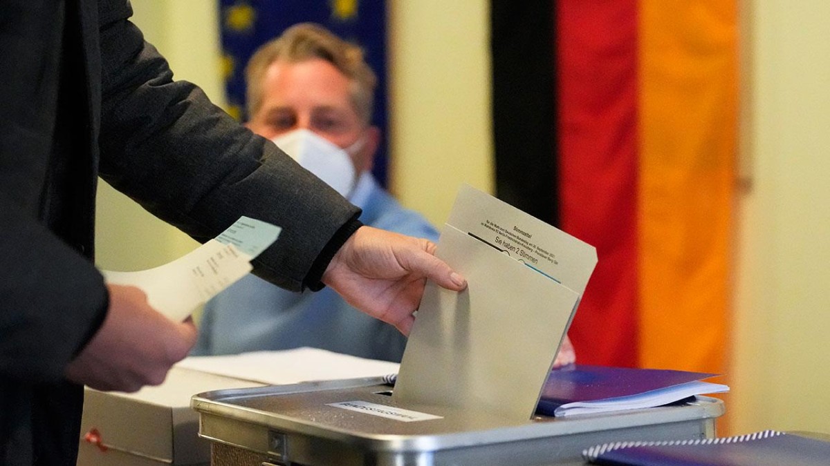 Almanya'da eyalet seçimlerinde CSU ile CDU partileri birinci çıktı