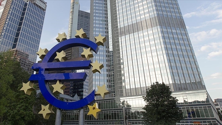  ECB: Tüketiciler enflasyonun biraz daha yüksek olmasını bekliyor