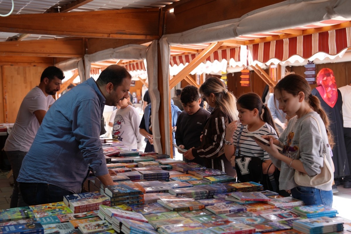 Erdemli’de 4. Kitap ve Edebiyat Günleri Yoğun İlgiyle Tamamlandı
