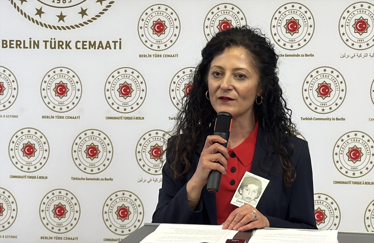 Berlin’de 51 yıl önce Spree Nehri’ne düşen ve hayatını kaybeden Çetin Mert anıldı
