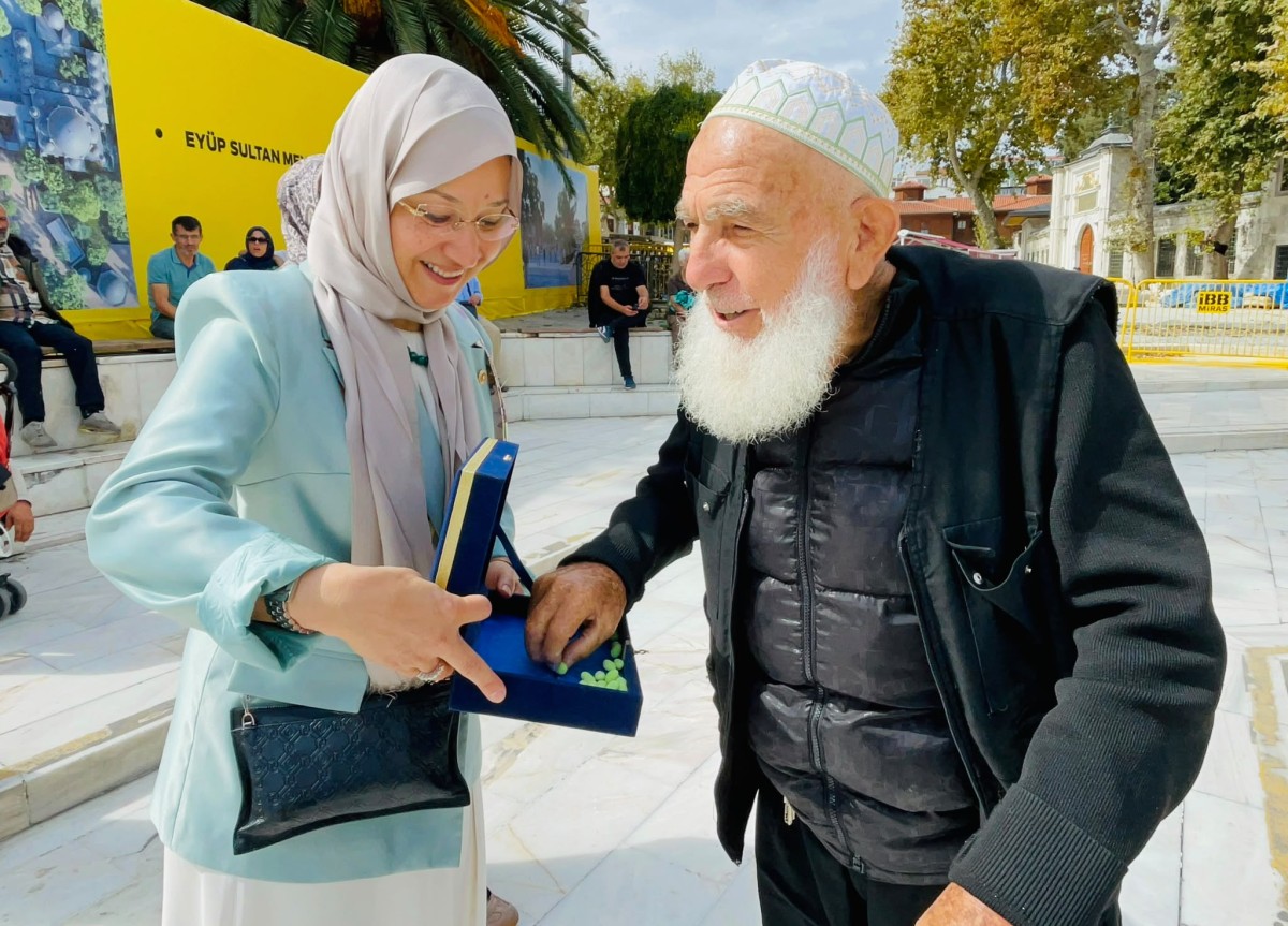 BAKBAK, TÜRKİYE YÜZYILI BULUŞMALARI KAPSAMINDA EYÜPSULTAN'DA SOKAĞA İNDİ