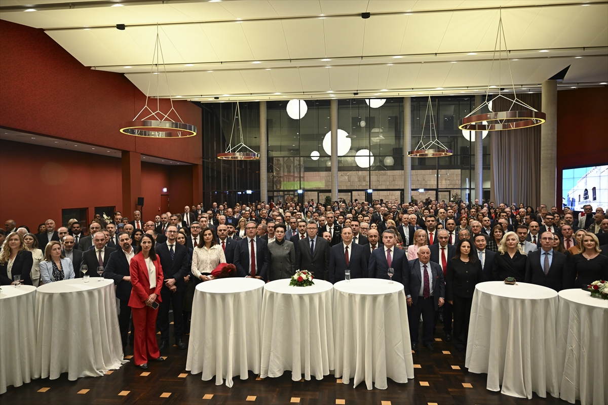 Almanya'da 29 Ekim Cumhuriyet Bayramı dolayısıyla resepsiyon düzenlendi