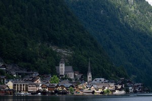 Avusturya'daki Hallstatt kasabası dünyanın her yerinden ziyaretçi ağırlıyor