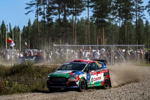 Castrol Ford Team Türkiye Finlandiya Rallisi'nde beşinci oldu
